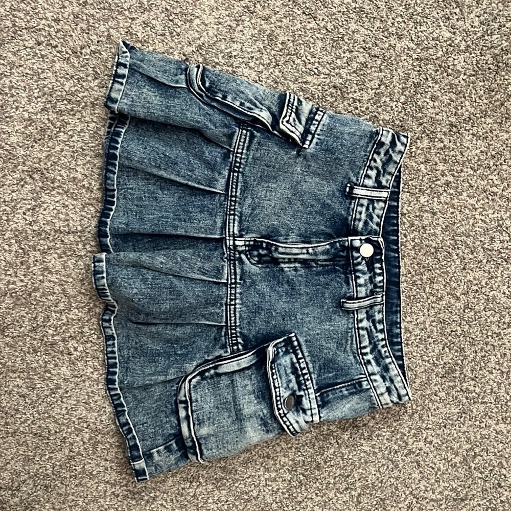 Pleated Jean Skirt